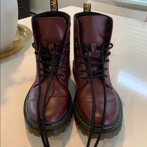 Dr Martens Maroon/Burgandy boots